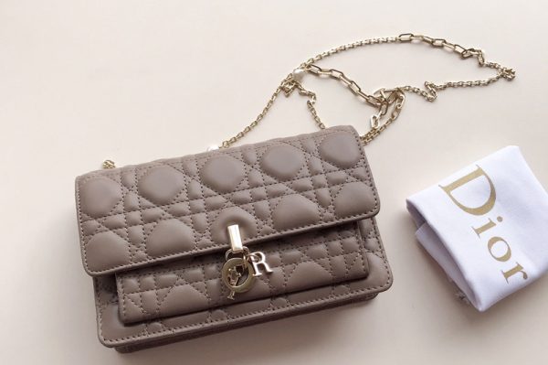 Replica Christian Dior S0937 Lady Dior pouch in Grey Cannage Lambskin