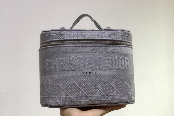 Replica Christian Dior S5417 Diortravel Vanity Case in Light Blue Dior Oblique Canvas