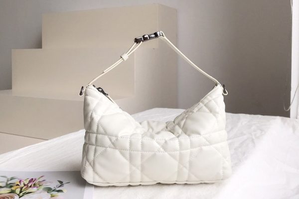 Replica Christian Dior S5554 Medium DiorTravel Nomad pouch in White Macrocannage Calfskin