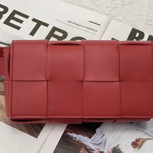 Replica Bottega Veneta 639367 Cassette belt bag in Red Intrecciato Nappa leather