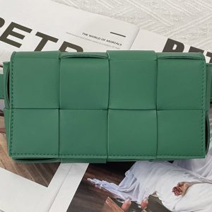 Replica Bottega Veneta 639367 Cassette belt bag in Green Intrecciato Nappa leather