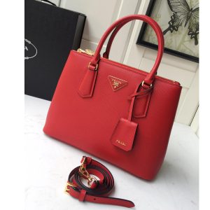 Replica Prada 1BA232 Medium Prada Galleria Saffiano leather bag in Red Saffiano leather