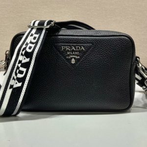 Replica Prada 1BH082 Leather bag with shoulder strap on Black Leather