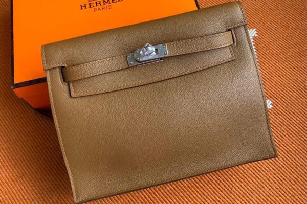 Replica Hermes Kelly Danse 22cm Bag in Brown Evercolor Leather with Silver Buckle