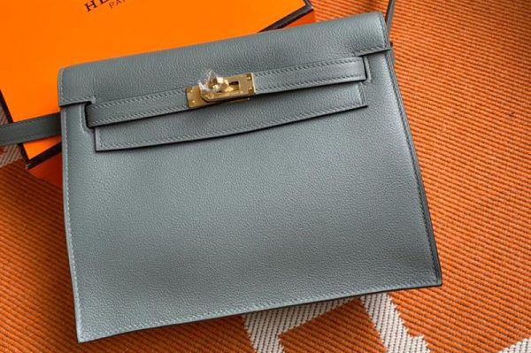 Replica Hermes Kelly Danse 22cm Bag in Gray Evercolor Leather with Gold Buckle