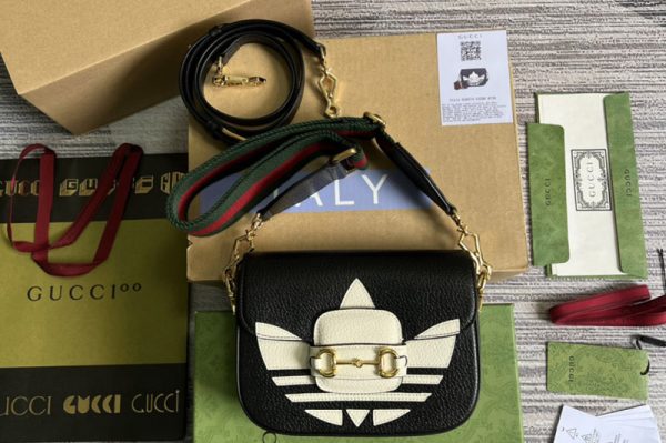 Replica Gucci 658574 adidas x Gucci Horsebit 1955 mini bag in Black and white leather