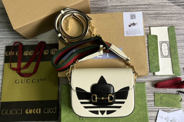 Replica Gucci 658574 adidas x Gucci Horsebit 1955 mini bag in White and Black leather