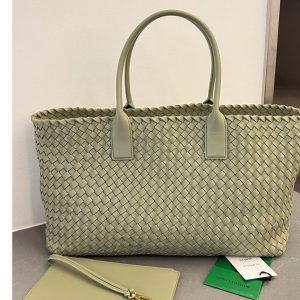 Replica Bottega Veneta 608811 Large Cabat tote bag in Green intrecciato leather