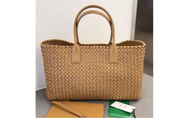 Replica Bottega Veneta 608811 Large Cabat tote bag in Tan intrecciato leather