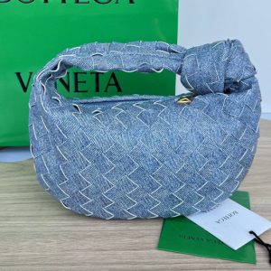 Replica Bottega Veneta 651876 Mini Jodie boho bag in Blue Denim Intrecciato Nappa leather