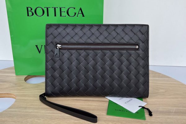 Replica Bottega Veneta 693675 Small intrecciato leather document case in Dark Brown intrecciato