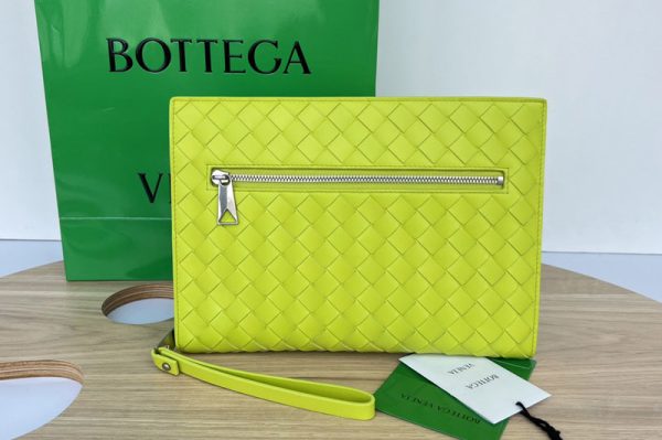 Replica Bottega Veneta 693675 Small intrecciato leather document case in Kiwi intrecciato