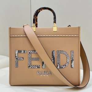 Replica Fendi 8BH386 Fendi Sunshine Medium shopper Bag in Light Brown leather and elaphe