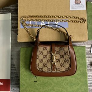 Replica Gucci 675799 Jackie 1961 mini GG shoulder bag in Camel and ebony GG canvas with crystals