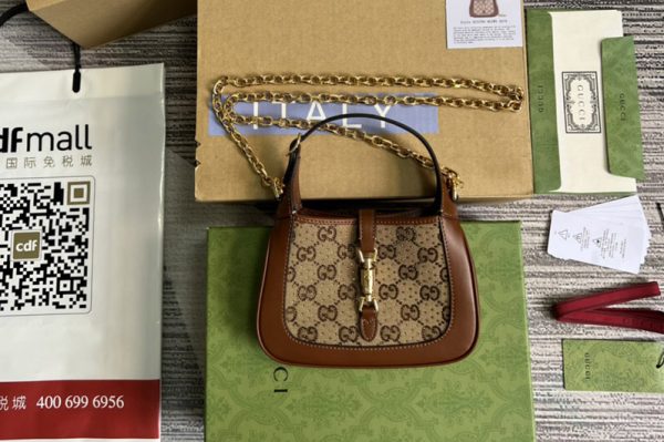 Replica Gucci 675799 Jackie 1961 mini GG shoulder bag in Camel and ebony GG canvas with crystals