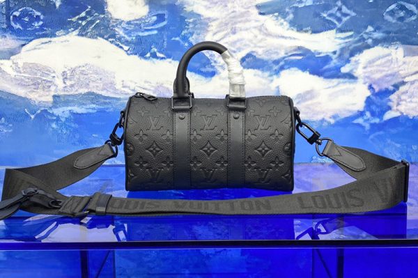 Replica Louis Vuitton M20900 LV Keepall Bandouliere 25 bag in Black Taurillon Monogram leather