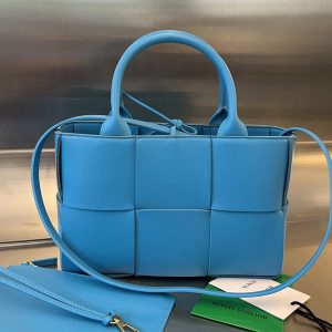 Replica Bottega Veneta 709337 Mini Arco Tote Bag in Blue intreccio leather