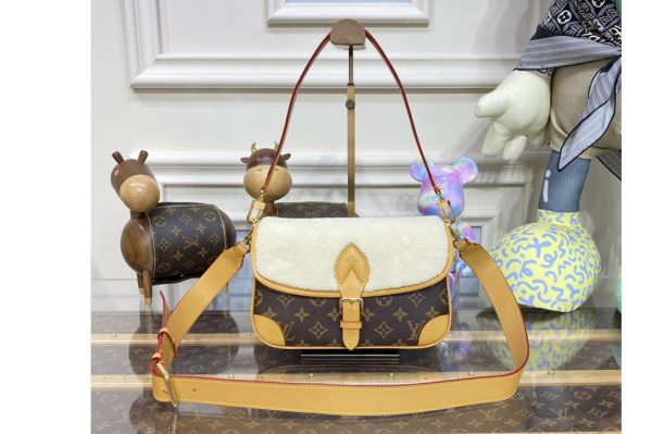 Replica Louis Vuitton M46317 LV Diane handbag in Monogram coated canvas and shearling