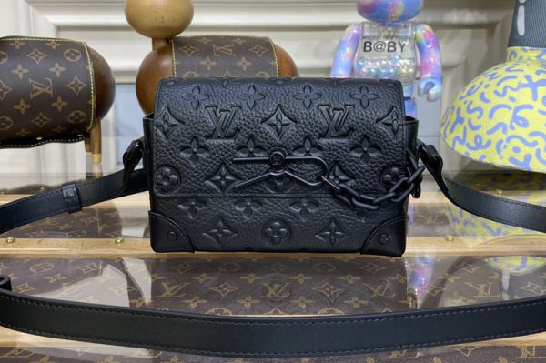 Replica Louis Vuitton M81746 LV Steamer Wearable Wallet in Taurillon leather embossed