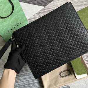 Replica Gucci 544477 Pouch Clutch in Black Microguccissima GG Logo Leather