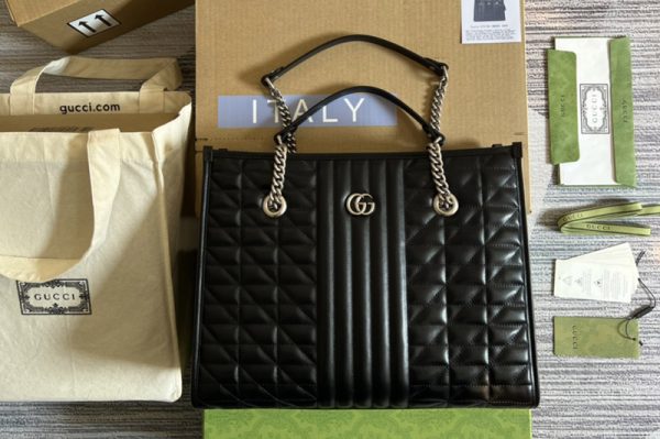 Replica Gucci 675796 GG Marmont medium tote bag in Black matelassé leather