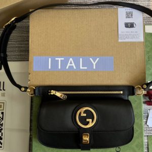 Replica Gucci 718154 Gucci Blondie belt bag in Black leather