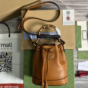 Replica Gucci 724667 Gucci Diana mini bucket bag in Light Brown leather