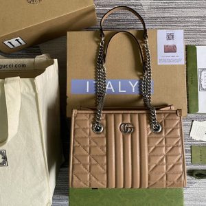 Replica Gucci ‎681483 GG Marmont small tote bag in Brown matelassé leather