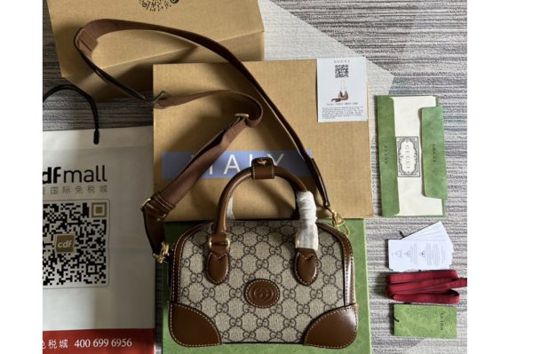 Replica Gucci ‎723306 Small duffle bag with Interlocking G in Beige and ebony GG Supreme canvas